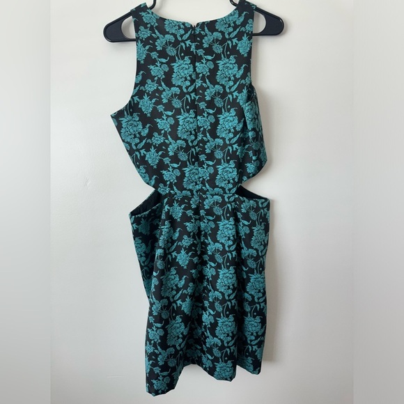 Anthropologie Hutch Floral Jacquard Cut-Out Mini Dress Size 14 - Picture 5 of 12